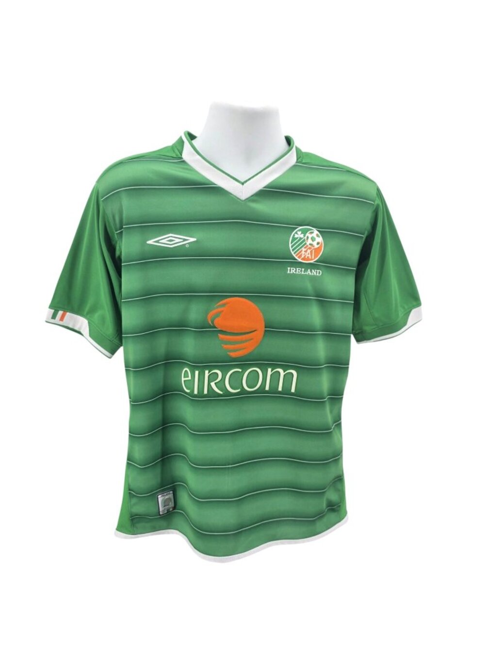 Umbro Mens Small Jersey Ireland 2003/2004 Home Green White FIA Striped Eircom